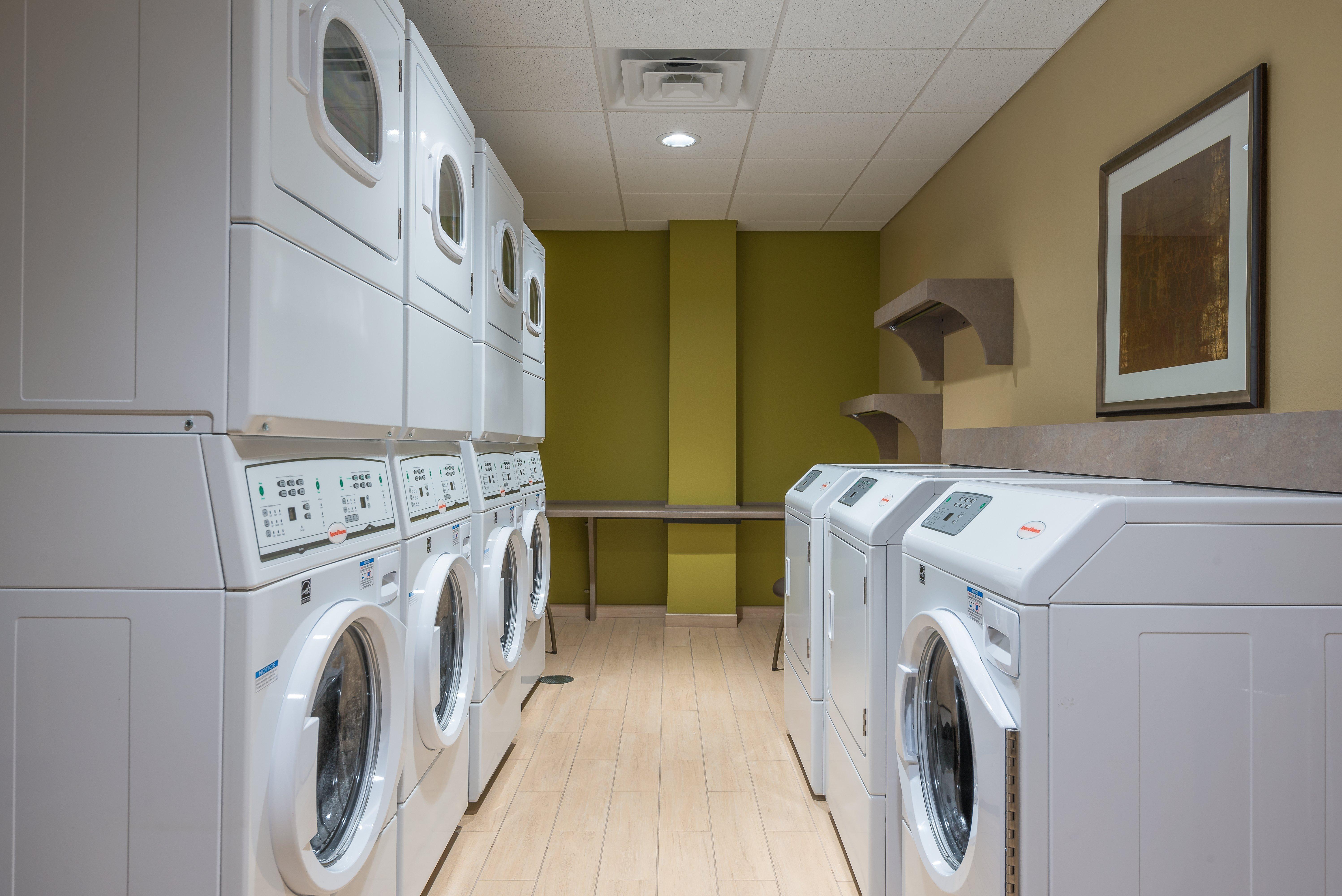 Staybridge Suites Eau Claire - Altoona By Ihg Exteriör bild