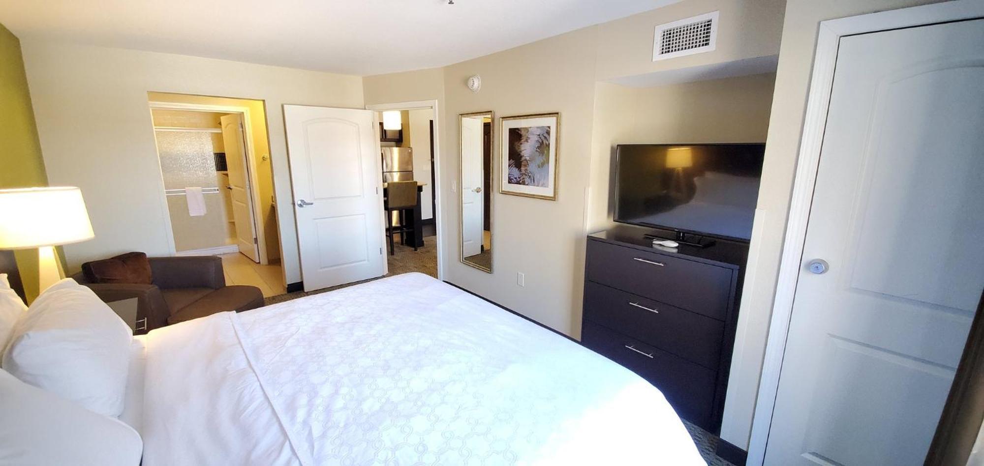 Staybridge Suites Eau Claire - Altoona By Ihg Exteriör bild
